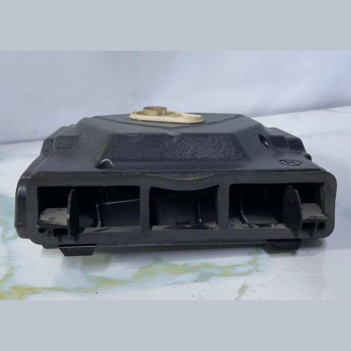 OEM BMW 528i 535i 550i RIGHT Central HiFi Subwoofer 9169686