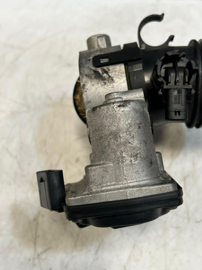2013 BMW X3 X4 X5 X6 E84 E83 F25 F26 E70 F15 E71 F16 Throttle Body 7810752 OEM