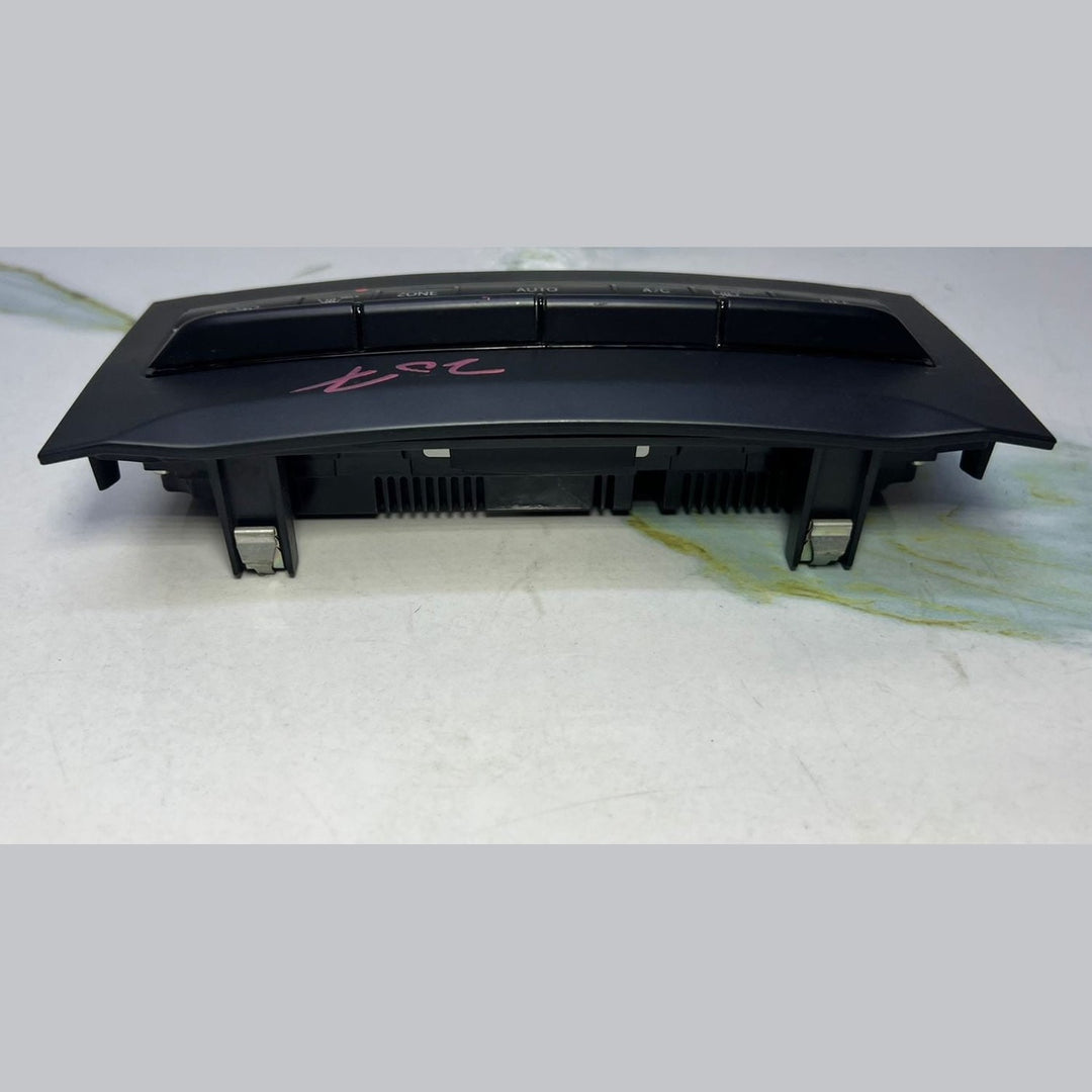 2013-2016 Mercedes-Benz E400 Climate Control Unit A2129006527  E-Class W212 E350