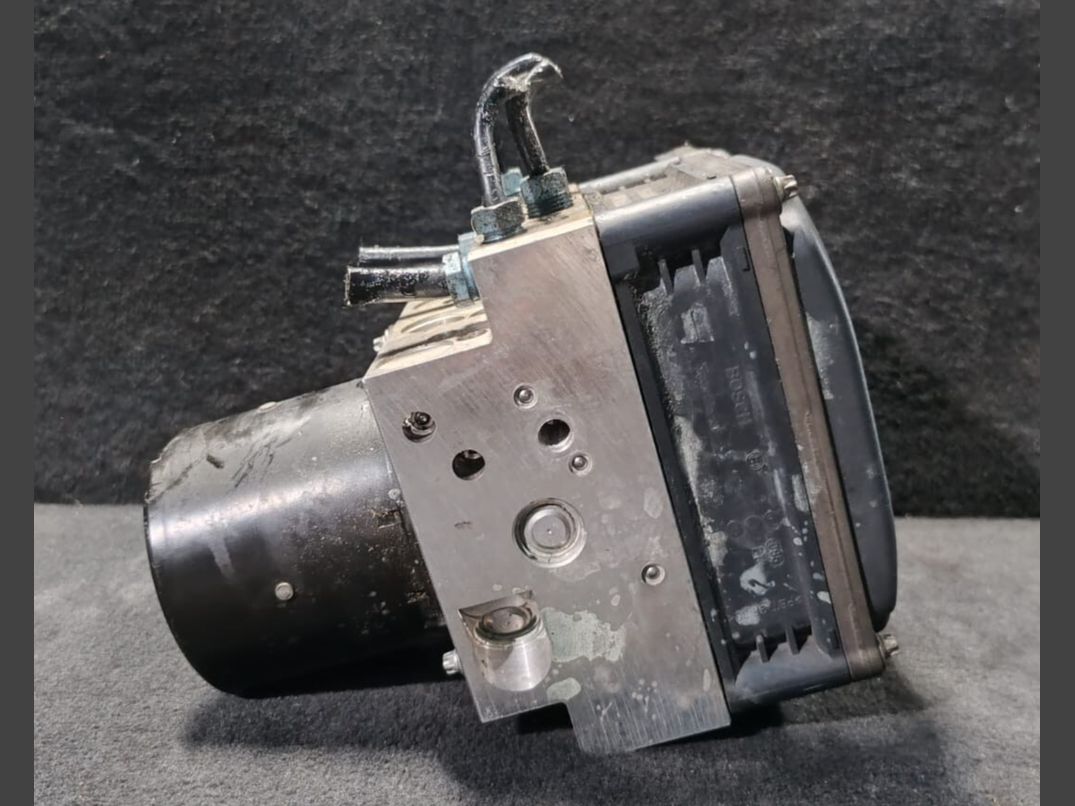 BMW F01 F02 F10 ANTI-LOCK BREAKIN G SYSTEM  PUMP HYDRAULIC OEM 6791175- 6791173