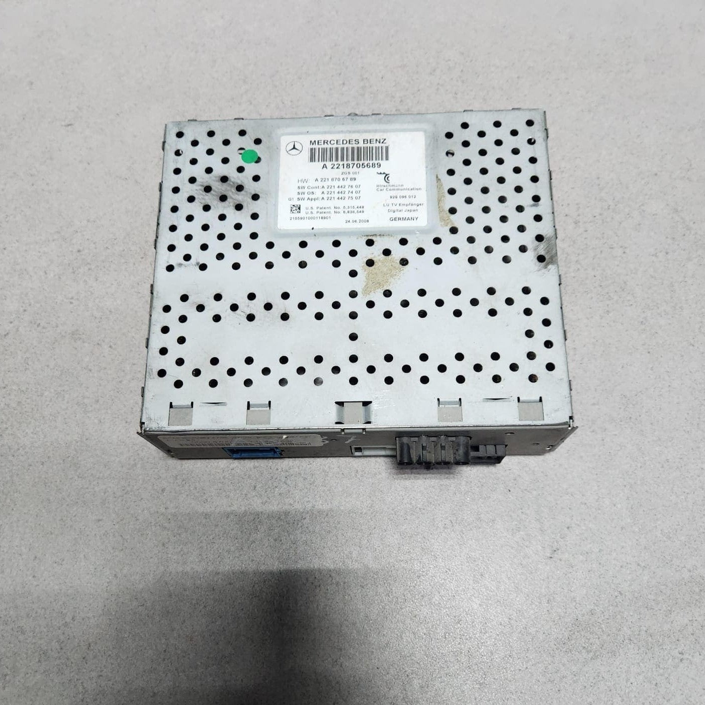 Benz TV Tuner A2218705689 E-Class E-Class models for audio system