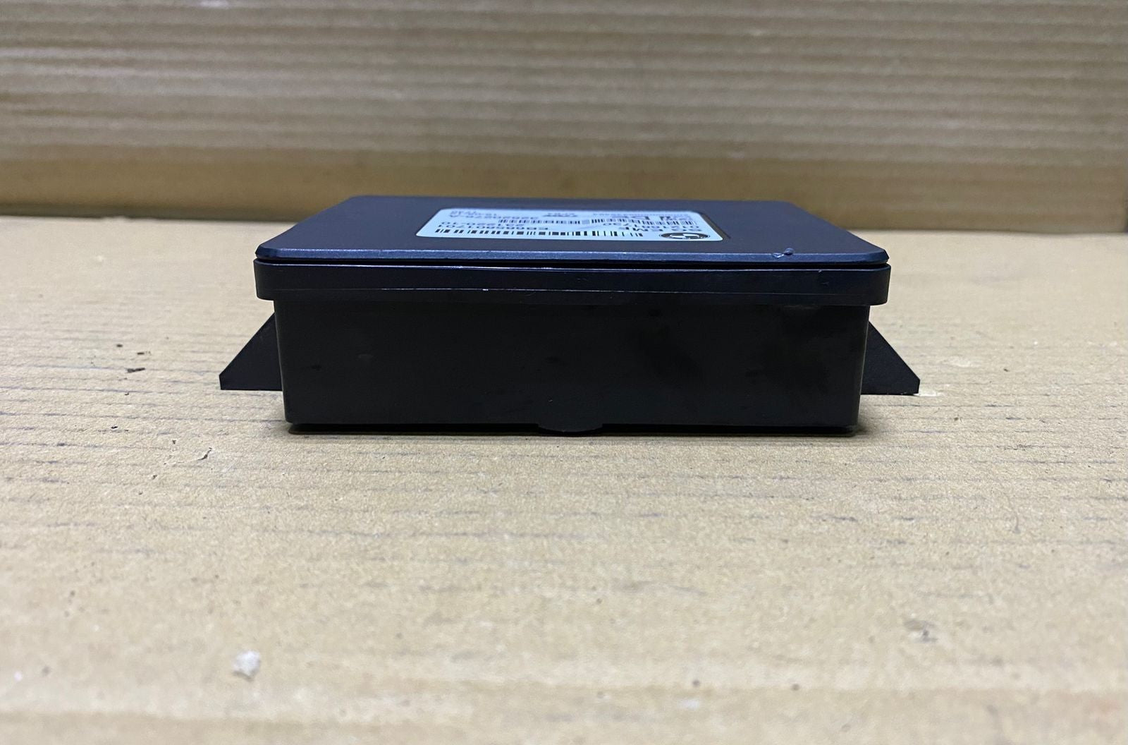 2010-2017 BMW X3 Parking Brake Control Module 6863800 F10, F11 5 Series and F25 