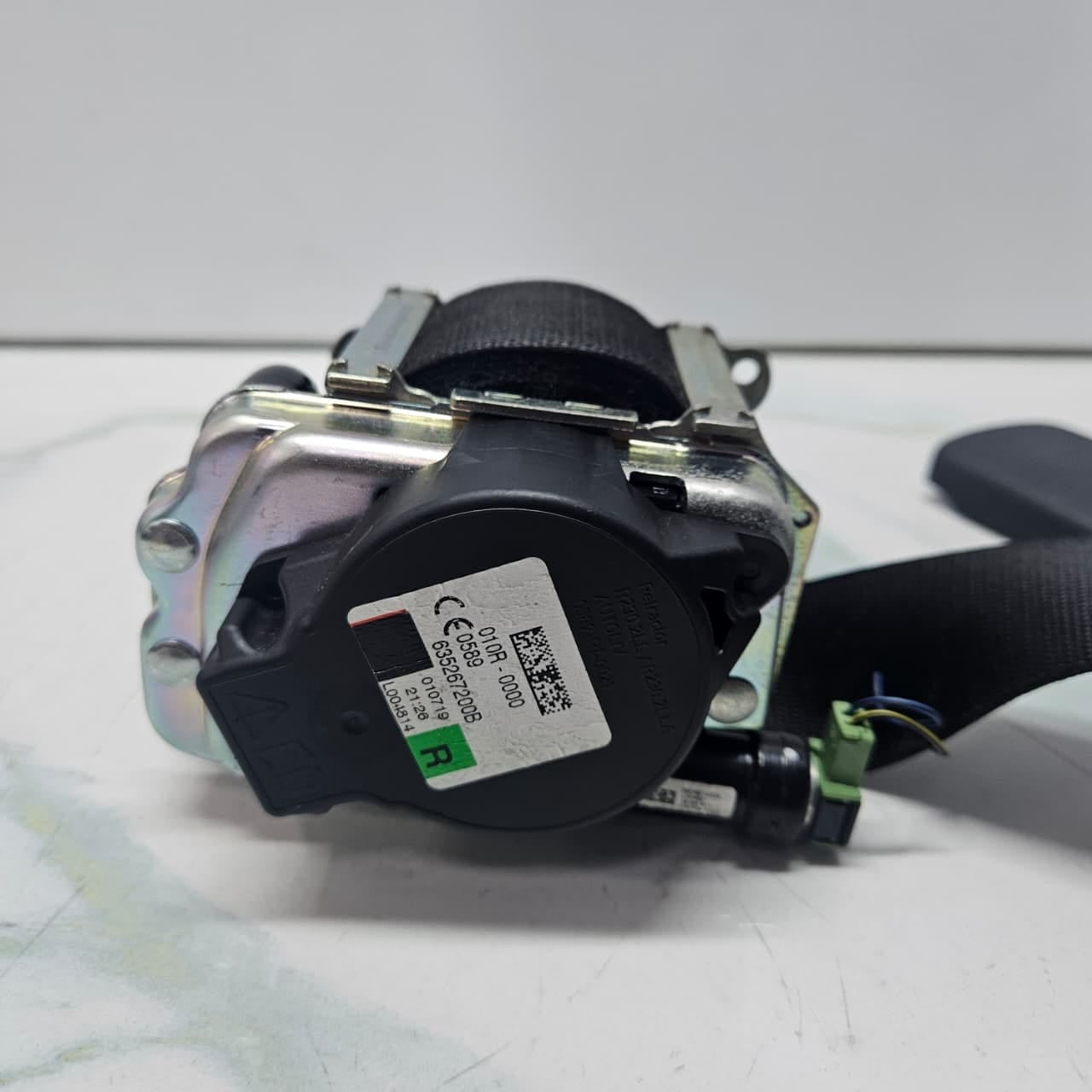 2018-2022 BMW X1 F48 X2 F39 Front Right Seat Belt 7401714