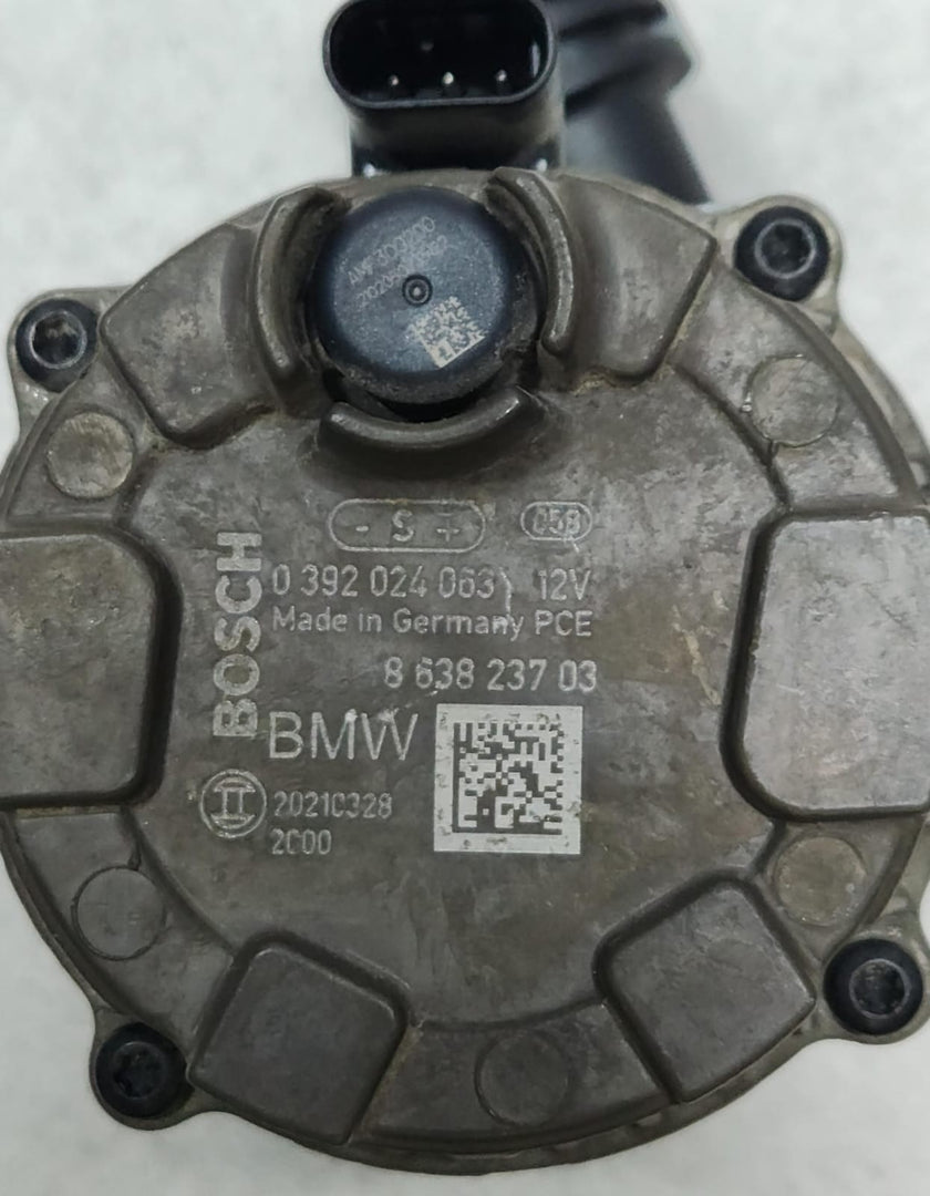BMW Auxiliary Water Pump Electric 8638237 5 Series G30 8 Series G15 OEM