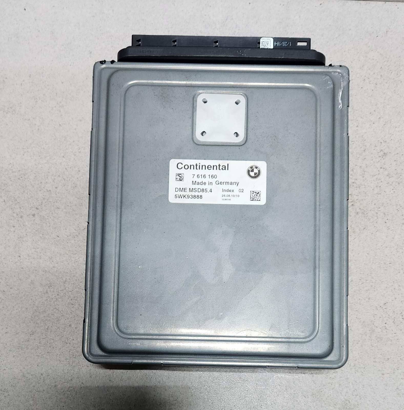 2010-2012 BMW 750i Engine Control Unit 7616160 7 Series F01 F02 F03 F04 N63 ECU 