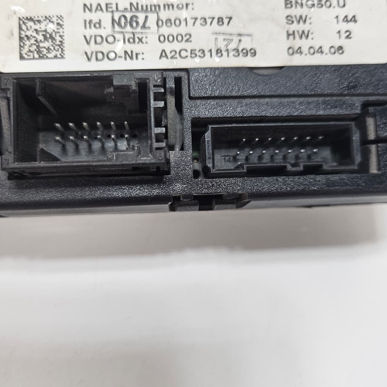 2006-2011 BMW 325i E90 Climate Control Panel 9117136
