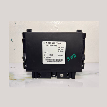 Mercedes-Benz W205 Drivetrain Control Unit A 205 900 77 05