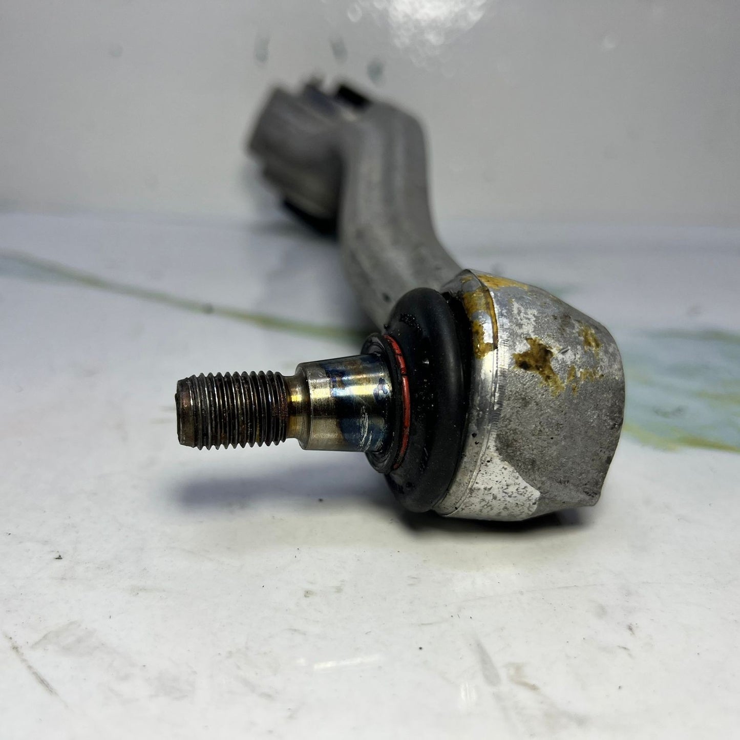 08-14 Mercedes W207 E350 C300 C350 Front Right RWD Suspension Upper Control Arm