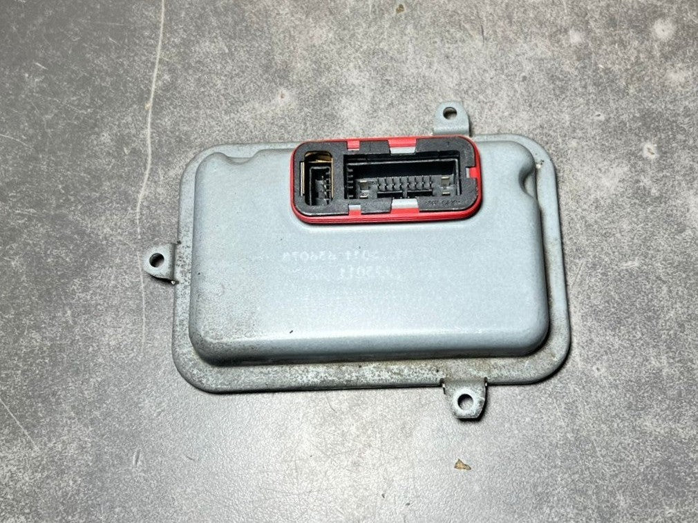 Mercedes W218 CLS Xenon Light Headlight Control Module Unit A218 9001902 OEM
