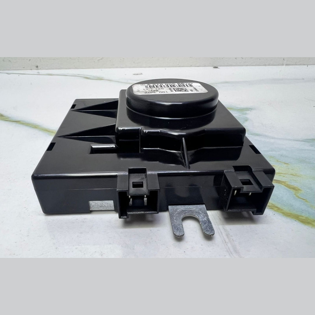 Mercedes Antenna Amplifier A2189058600 CLS-Class W218