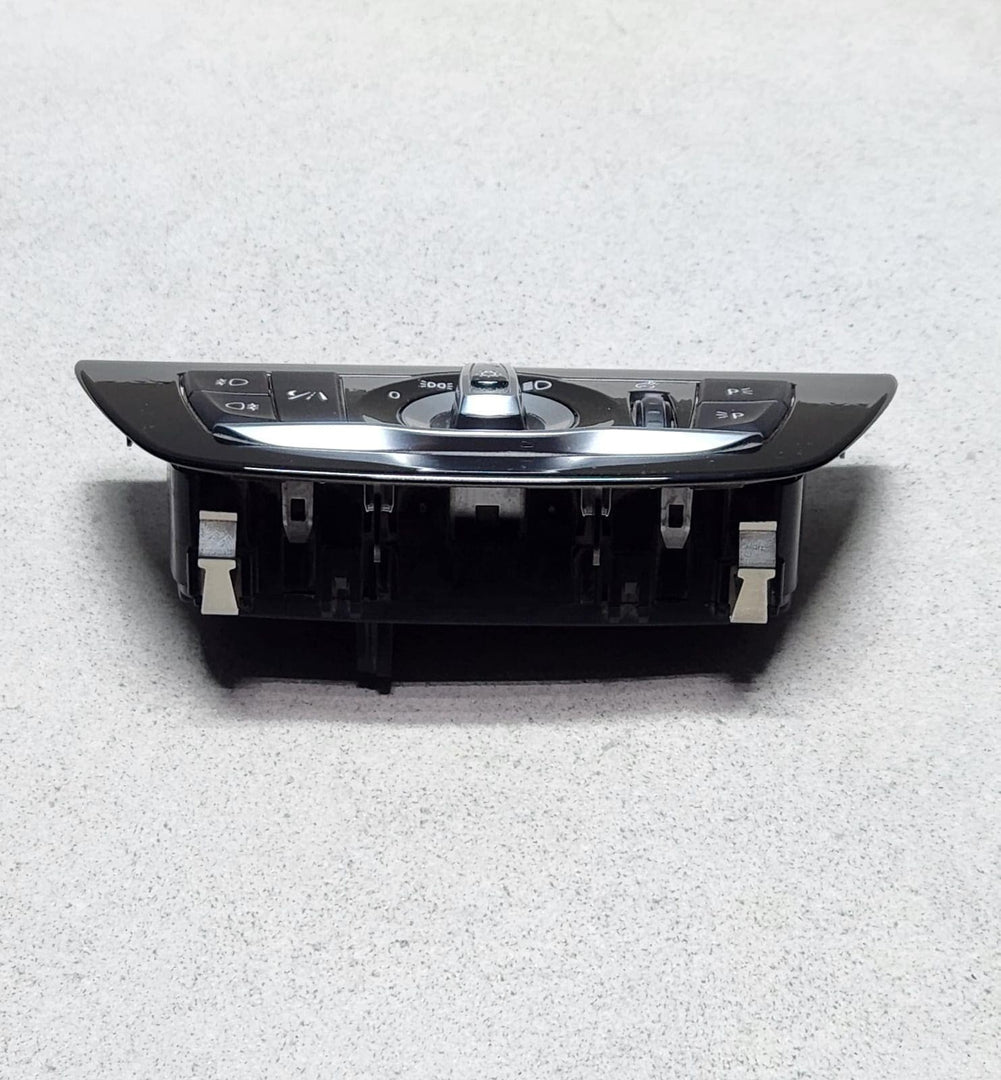 2017-2023 BMW 530i Headlight Switch Control Unit 9493738 5 Series G30 G31 G32 