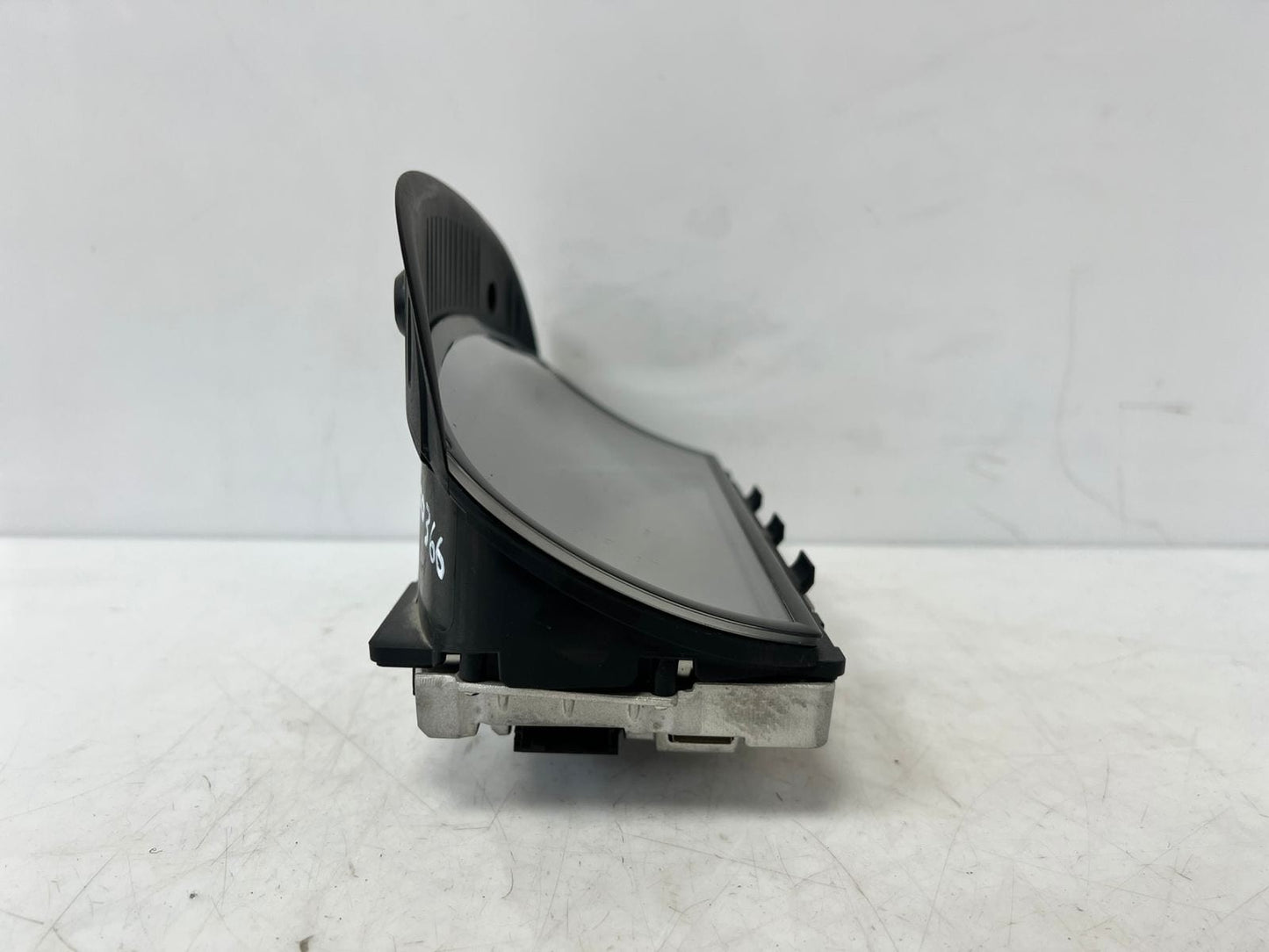 2008-2009 BMW 528i 5 SERIES E60 Dashboard Monitor Display Screen 9193747 OEM