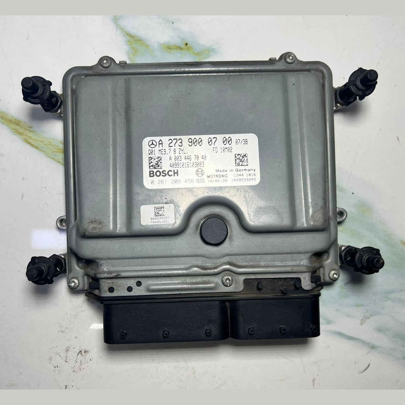 2007-2011 Mercedes-Benz S550 Engine Control Module A2739000700 W221 S550 E550