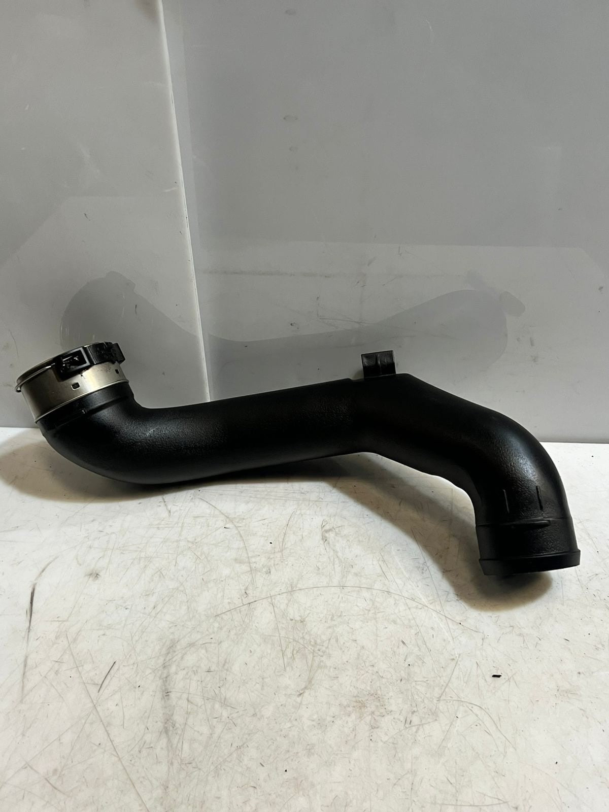 BMW F10 F11 F12 F13 N55 535i 640i 740i Turbocharger Intercooler Hose 7582314 OEM