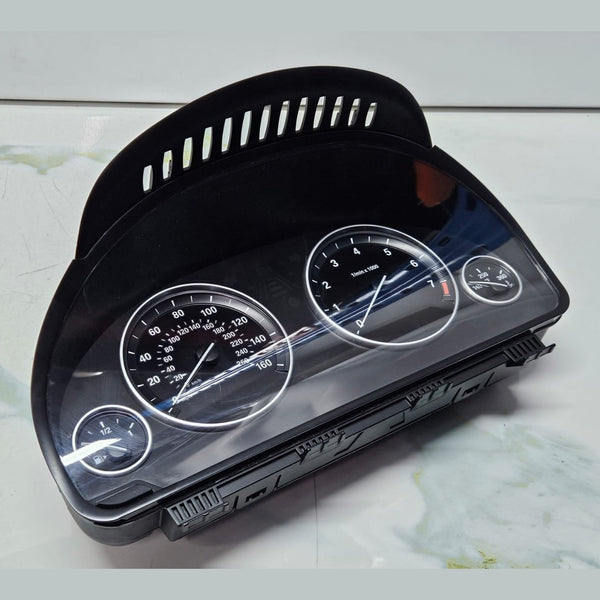 2014-2018 BMW X5 F15 Instrument Cluster Speedometer 6820601 OEM