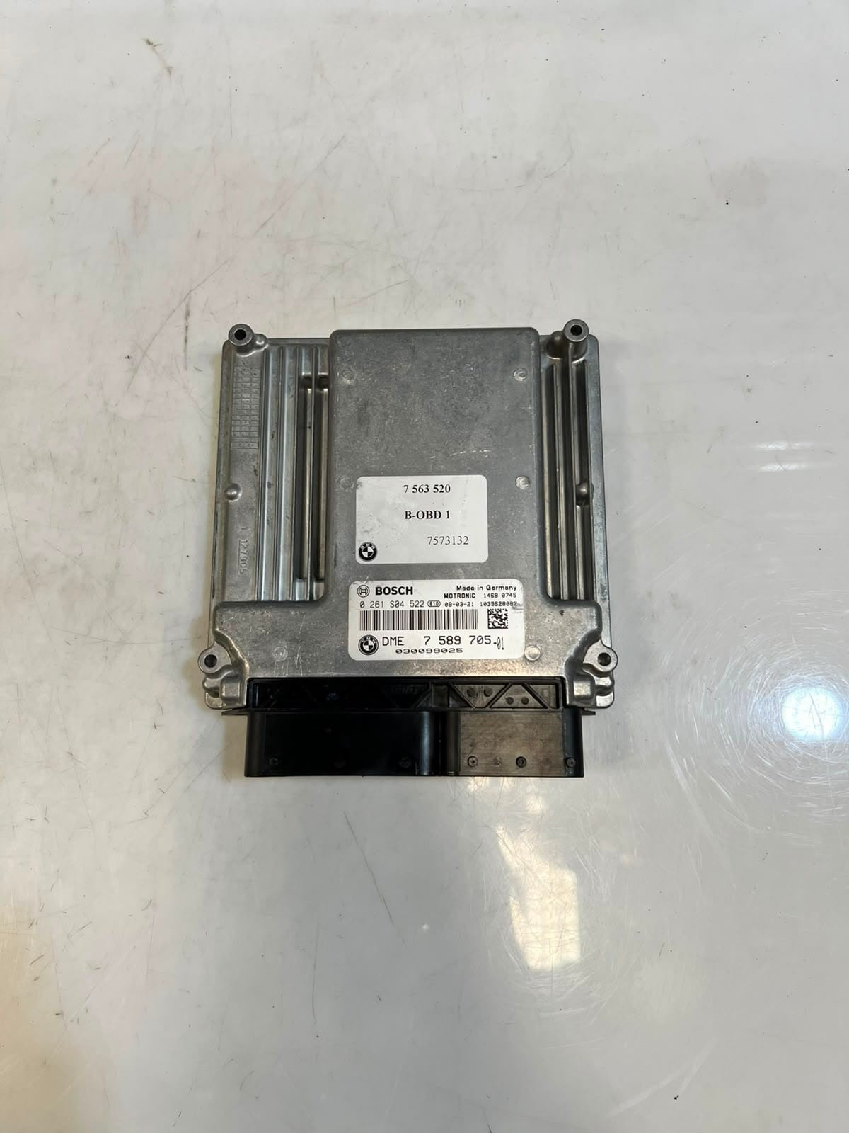 2009 BMW 3 Series E90 E92 E60 N46N Engine Control Unit ECU ONLY 7589705 OEM