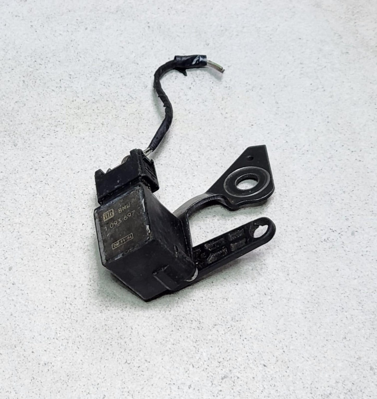 2004 BMW 525i Suspension Level Sensor 1093697 5 Series E39 E60 E61 7 Series E65