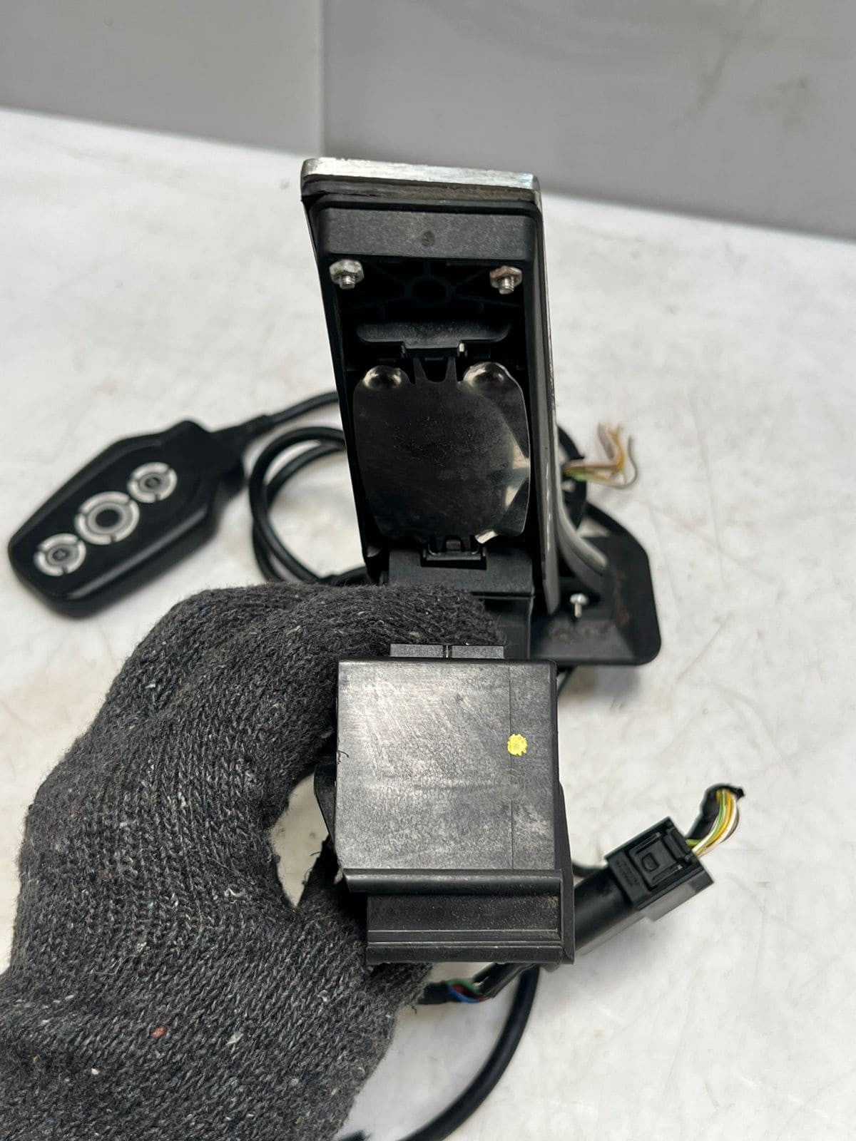 BMW X3 3 5 Series E90 F10 F25 E65 MSPORT Accelerator Pedal MODULE 6858574 OEM