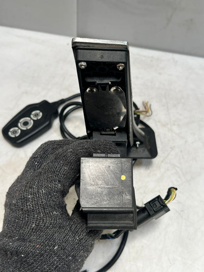 BMW X3 3 5 Series E90 F10 F25 E65 MSPORT Accelerator Pedal MODULE 6858574 OEM