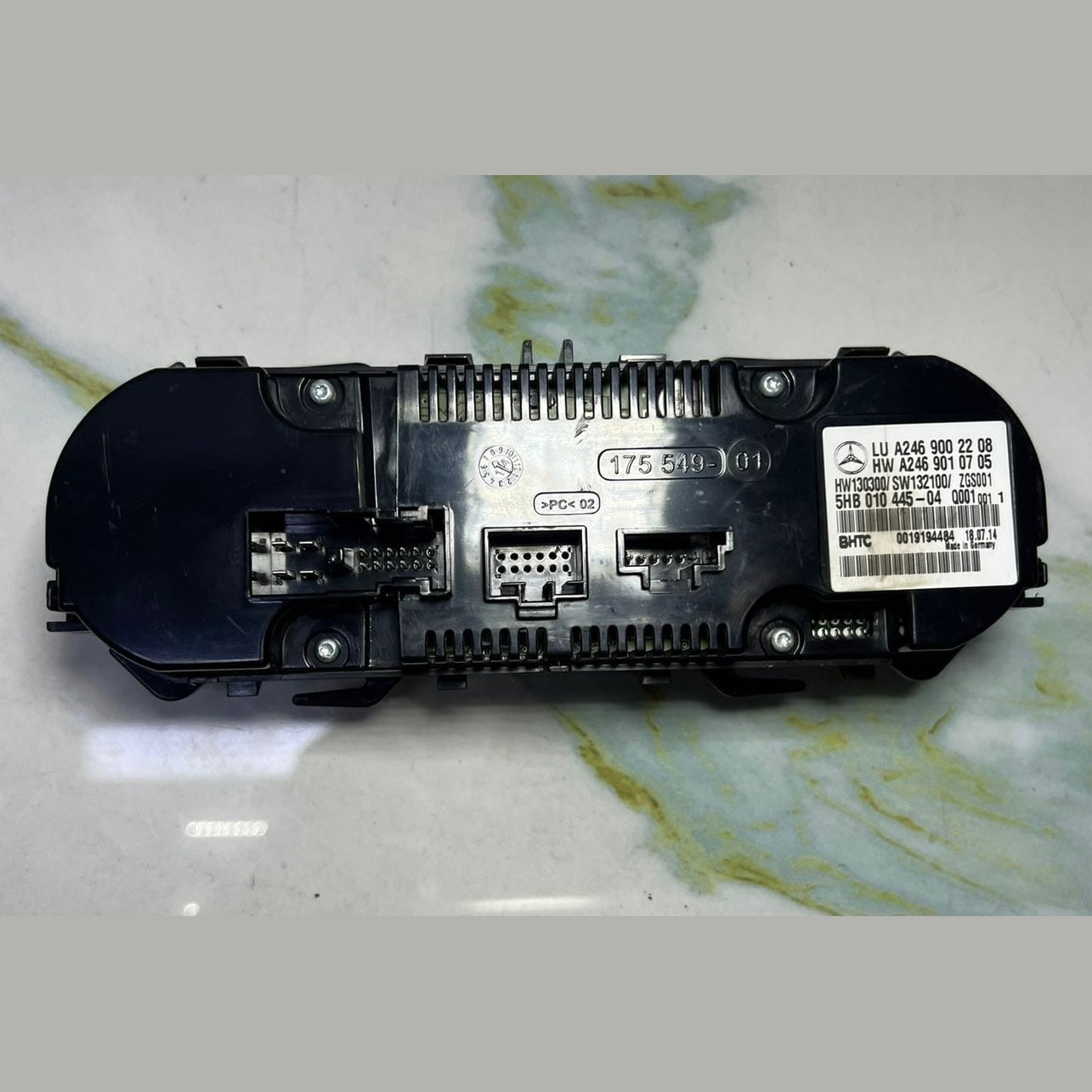 Mercedes Climate Control Panel A2469002208 B Class W246