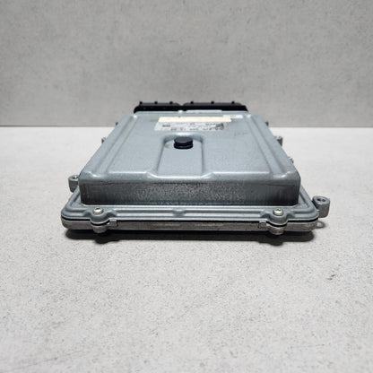 2010-2015 Mercedes-Benz C350 Engine Control Unit A2769001500 W204 C350 