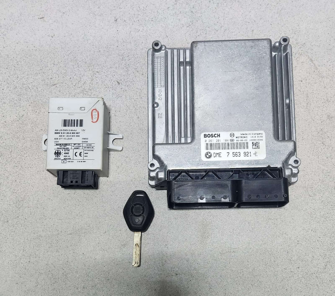 BMW N46 E46 Engine Control Unit DME ECU Set 7563921 OEM