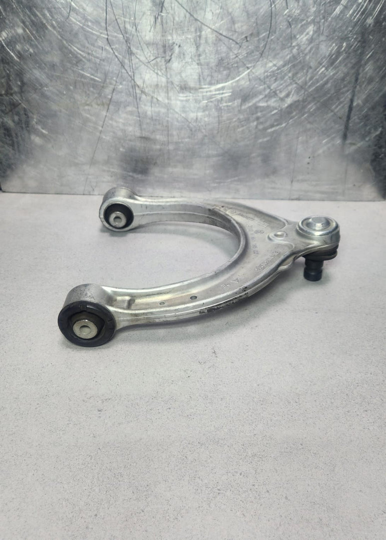 2018 BMW 540i Front Upper Control Arm 686118502 5 Series G30 G31
