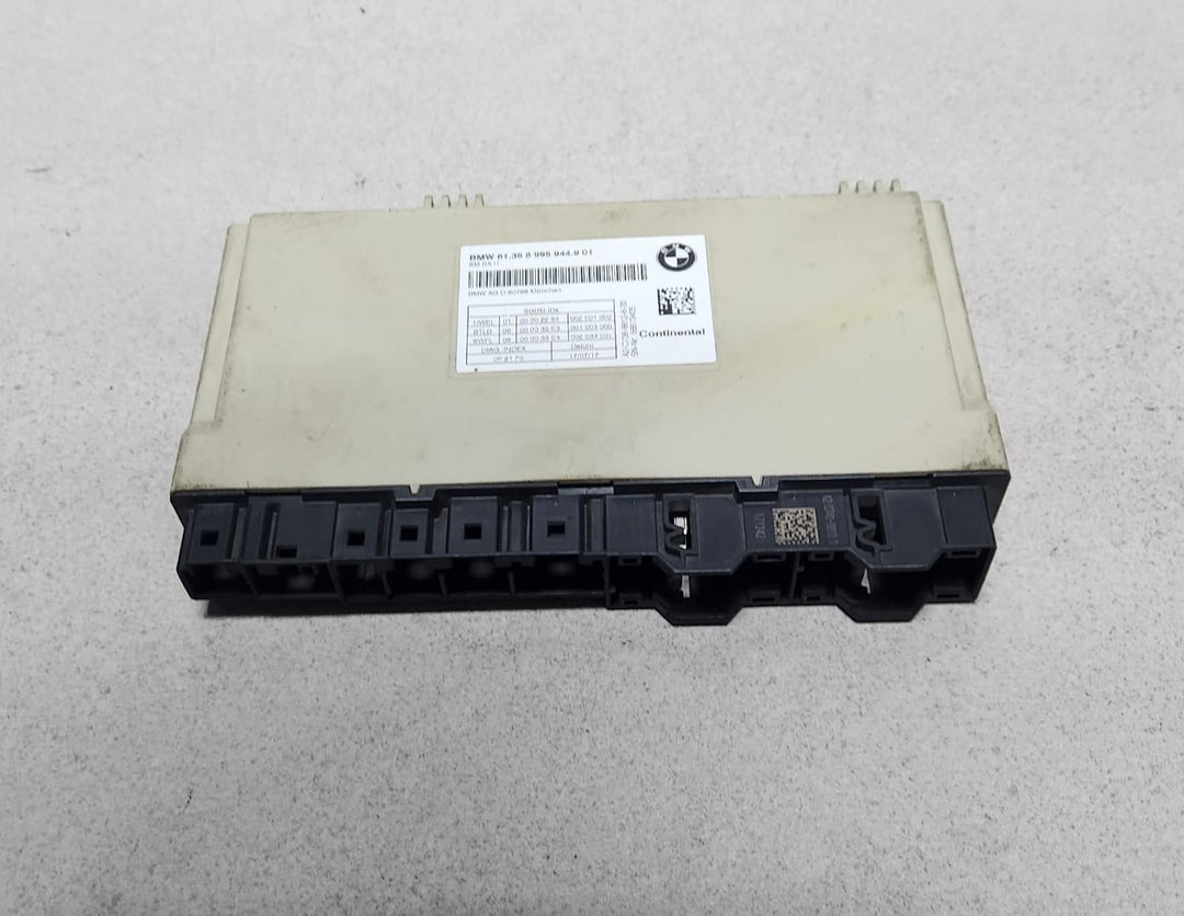 2017-2019 BMW 530i Seat Control Module 6995944 5 Series G30 G31 