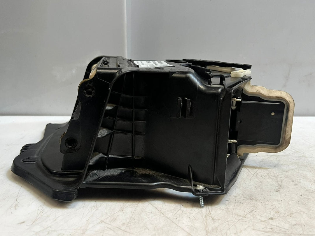 BMW 5 6 7 Series F01 F06 F07 F10 F11 F12 F13 F18 Heater Blower Motor 9248171