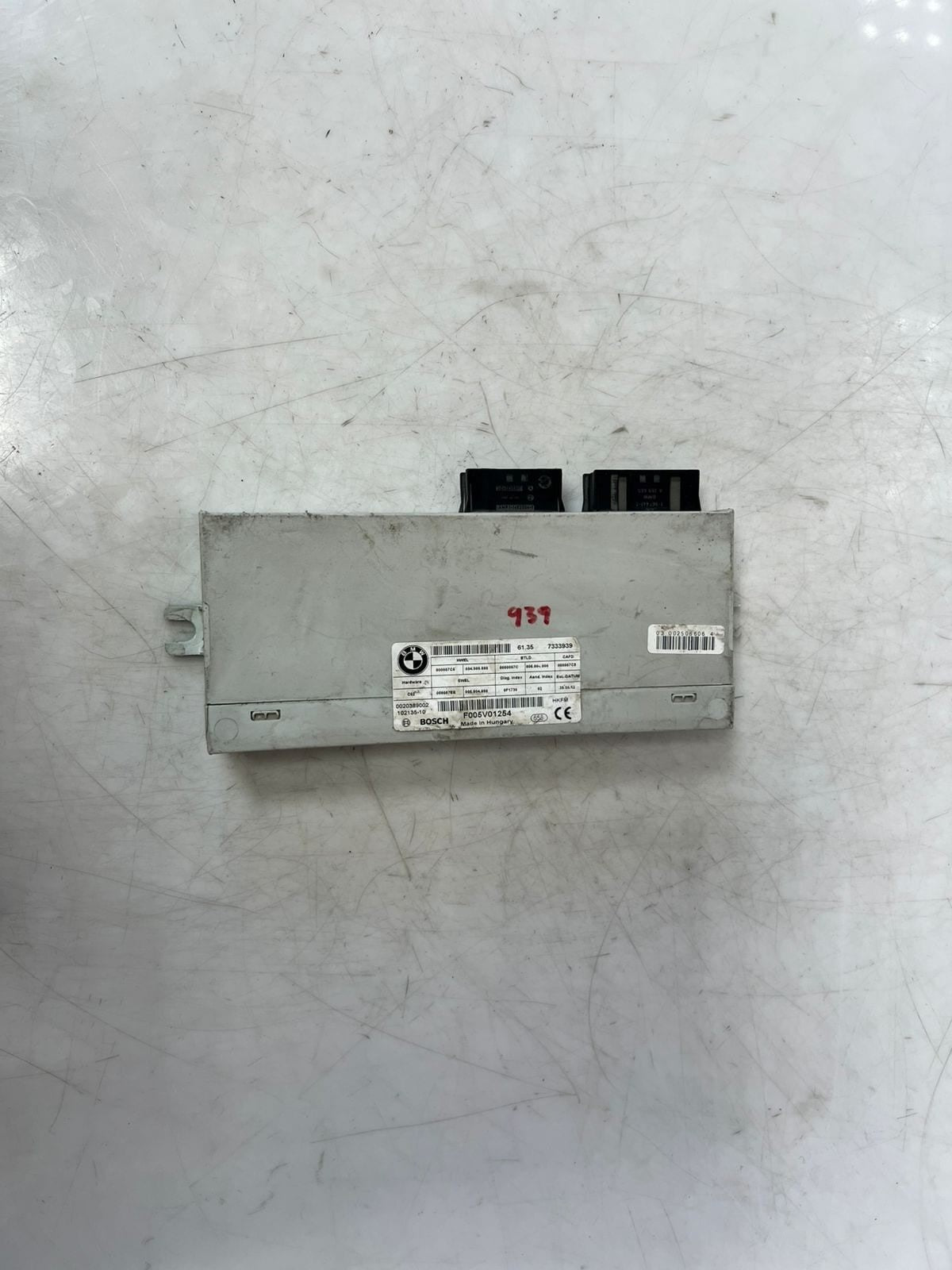 BMW  F11 5 Series Touring Tailgate Control Unit 7333939 oem
