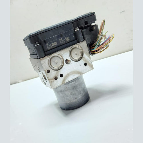 2011-2016 BMW 528i Abs Pump Control Module 6797668 F10 F11 5 Series OEM