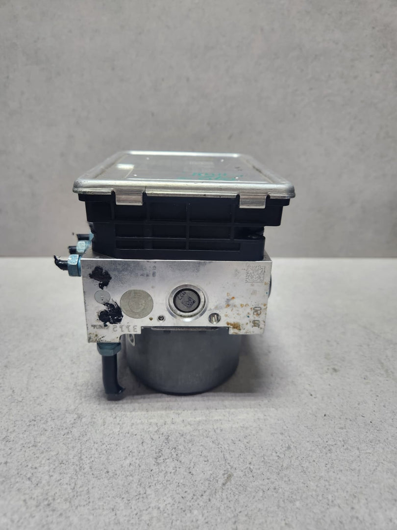 2019-2020 BMW 330i Abs Pump Control Module 6899240 3 Series G20 and Z4