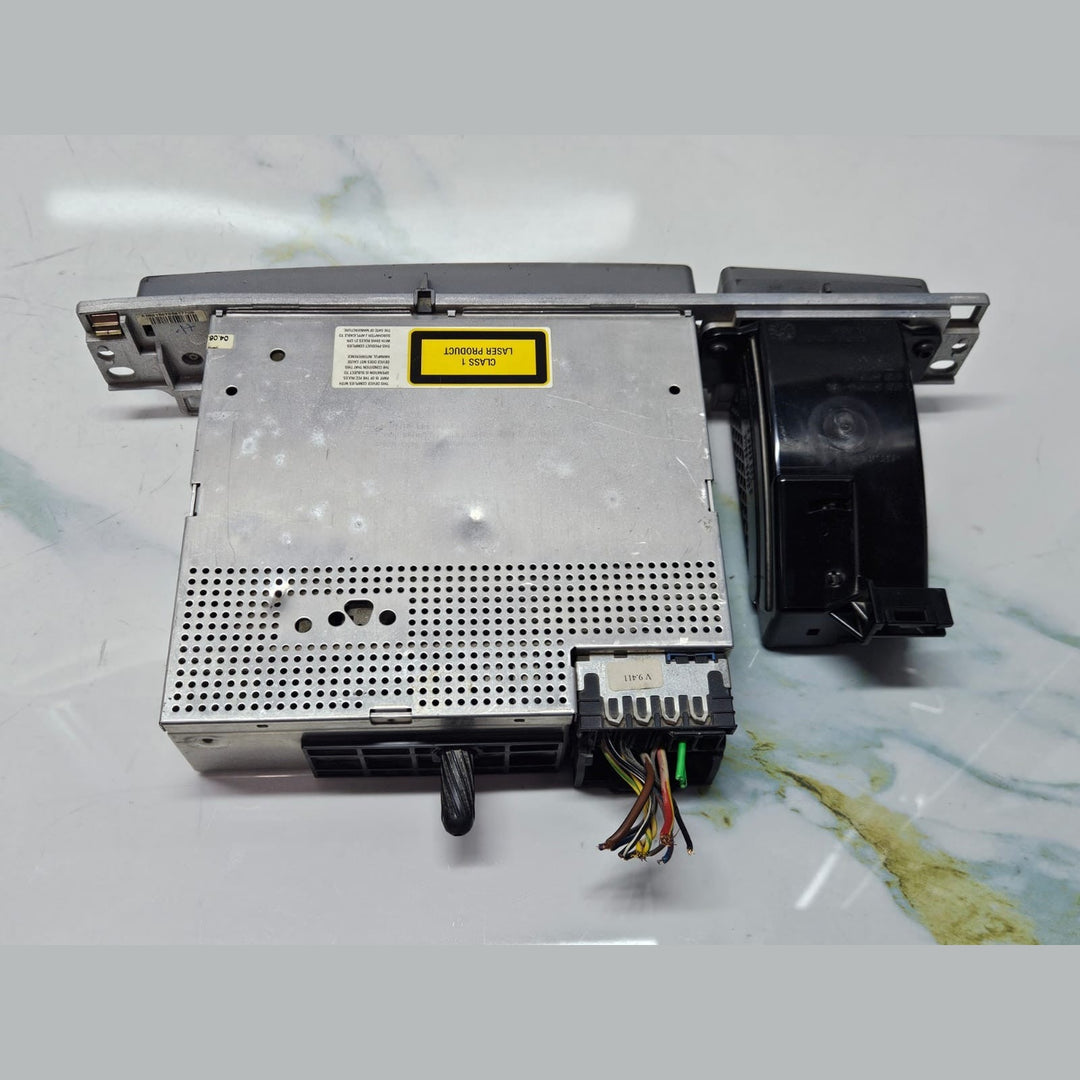 BMW E65 E66 745i 745Li 750i 750Li STEREO Radio CD Player 6973614 OEM