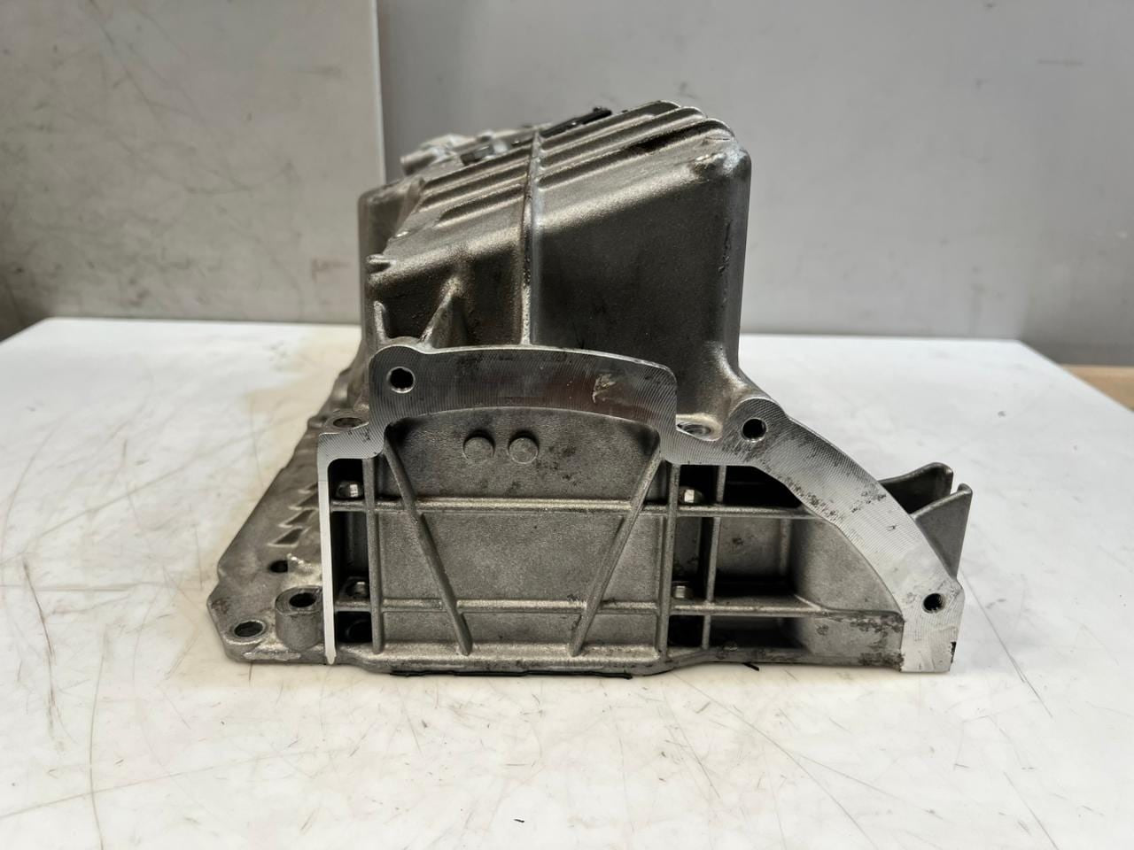 BMW F10 F11 5 Series 525xDrive Oil SUMP Pan 7812361 OEM