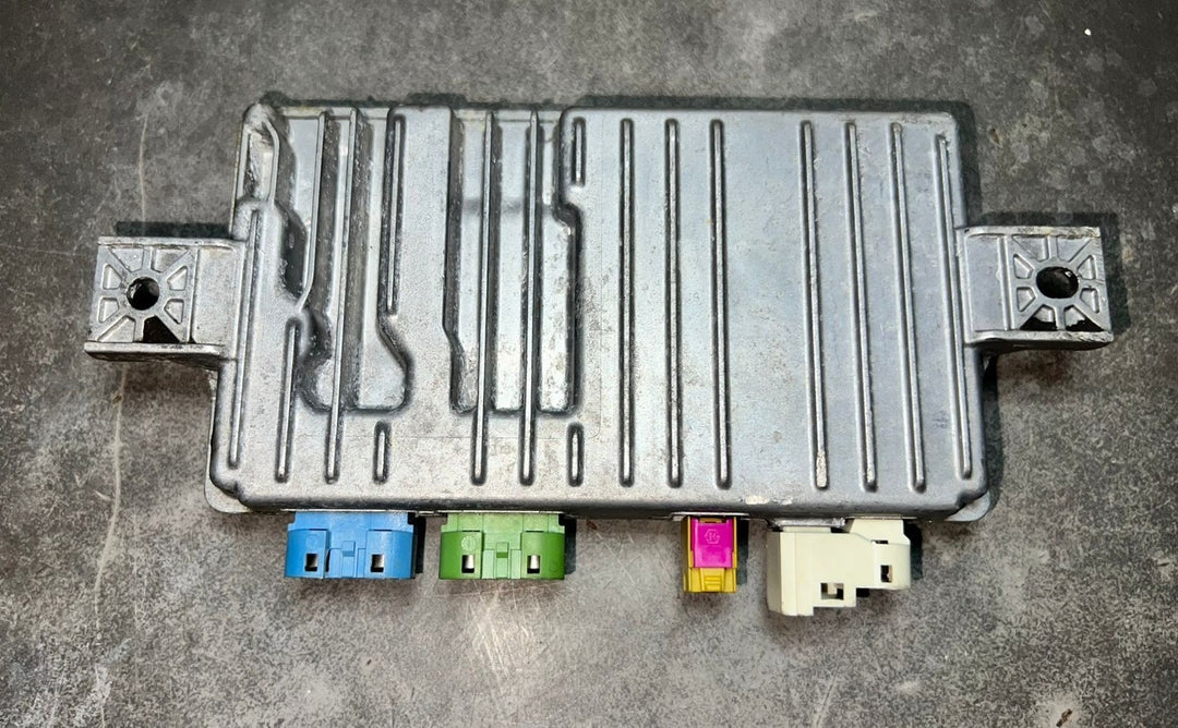 14-16 Mercedes W166 GL450 Surround View Camera Control Module  A000 9005703 OEM