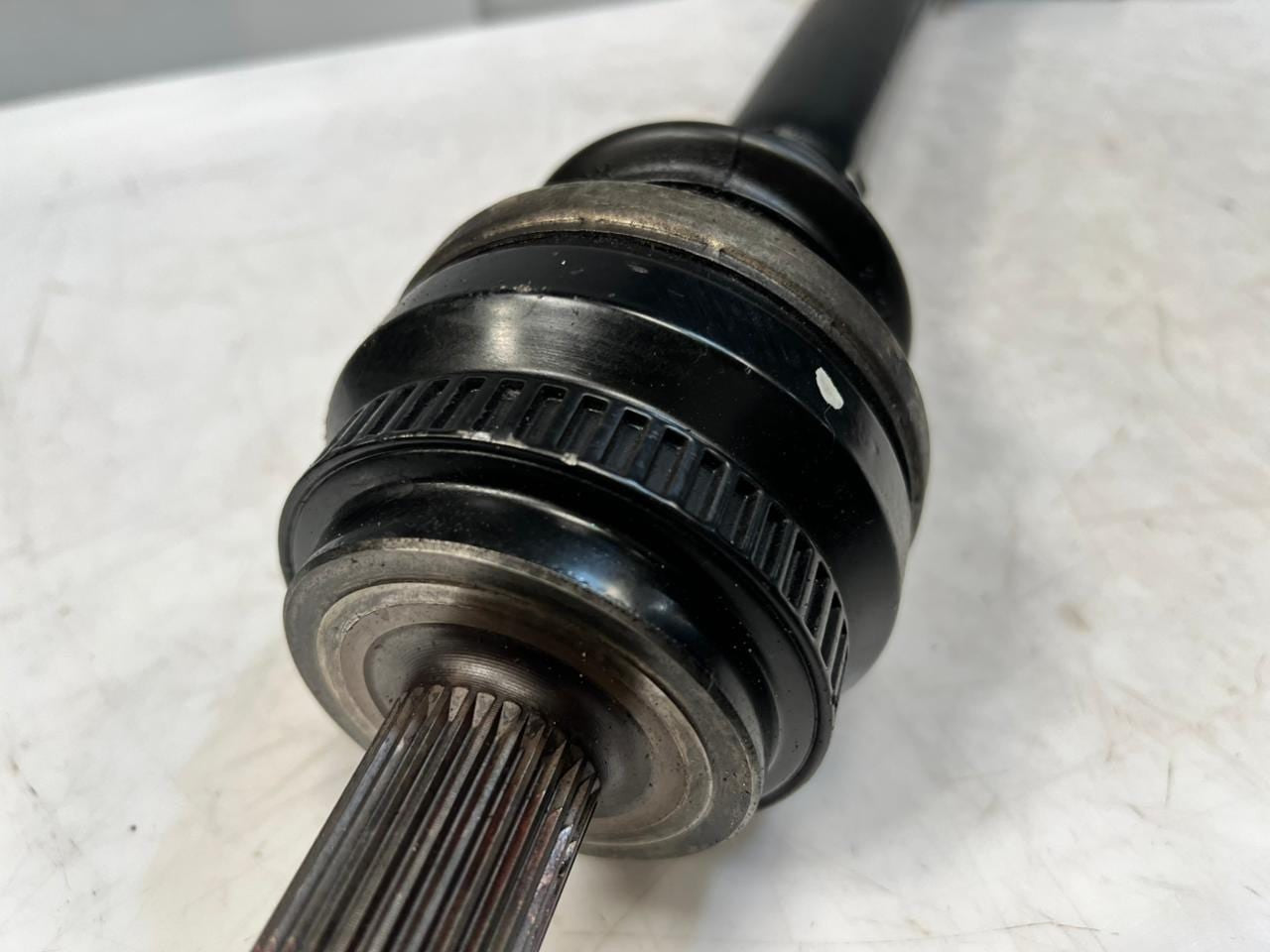 BMW 3' Z4 E89 N54 35i sDrive Rear Left Suspension Axle Shaft 7587791 RHD OEM