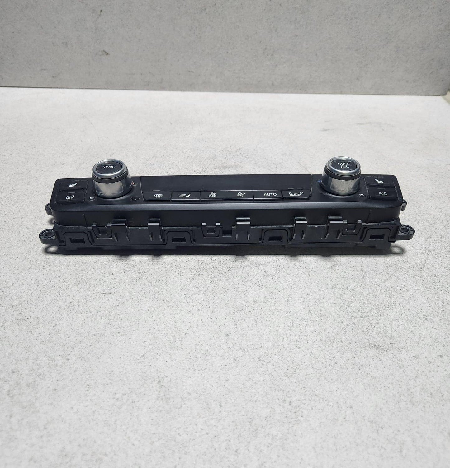 2014-2020 BMW i8 Climate Control Unit 9361799