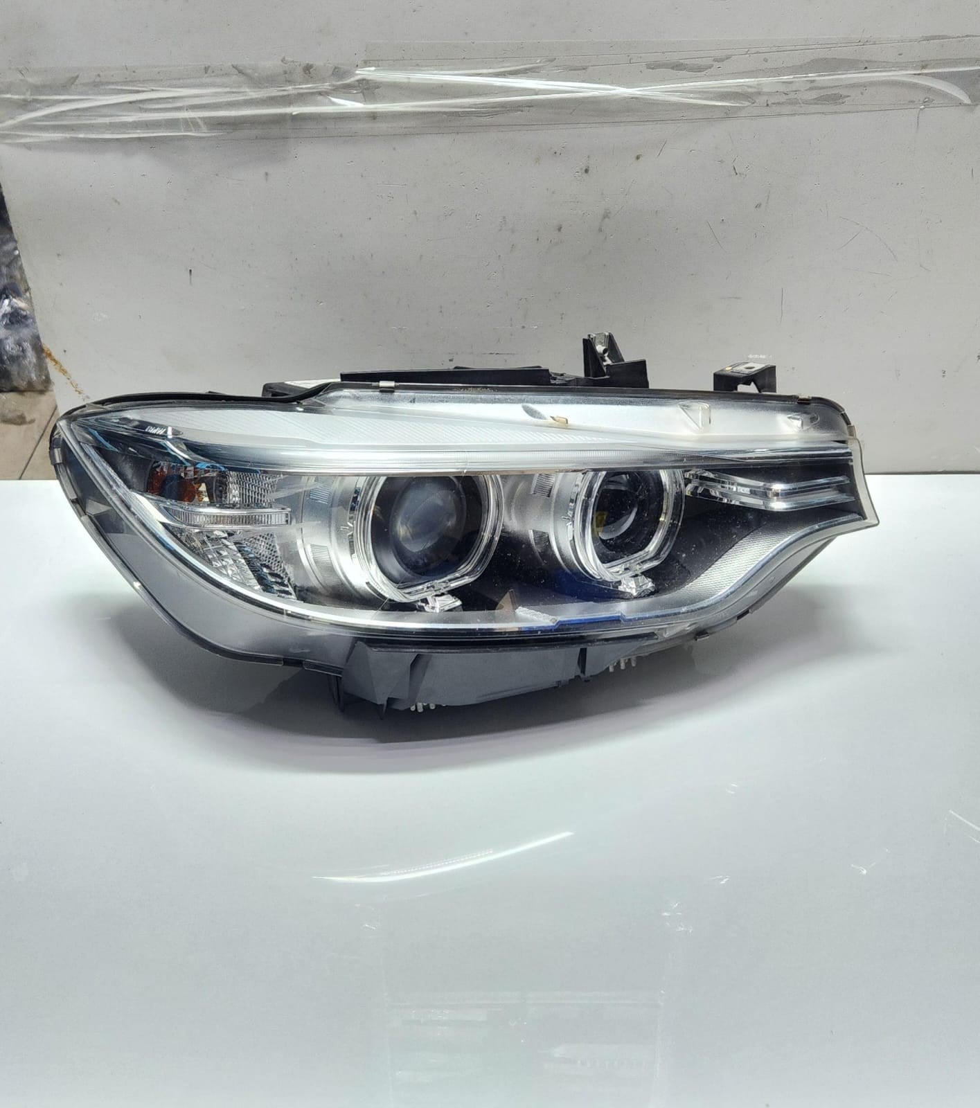 BMW Xenon Headlight Right 7410788 4 Series F32 F33 F36 OEM