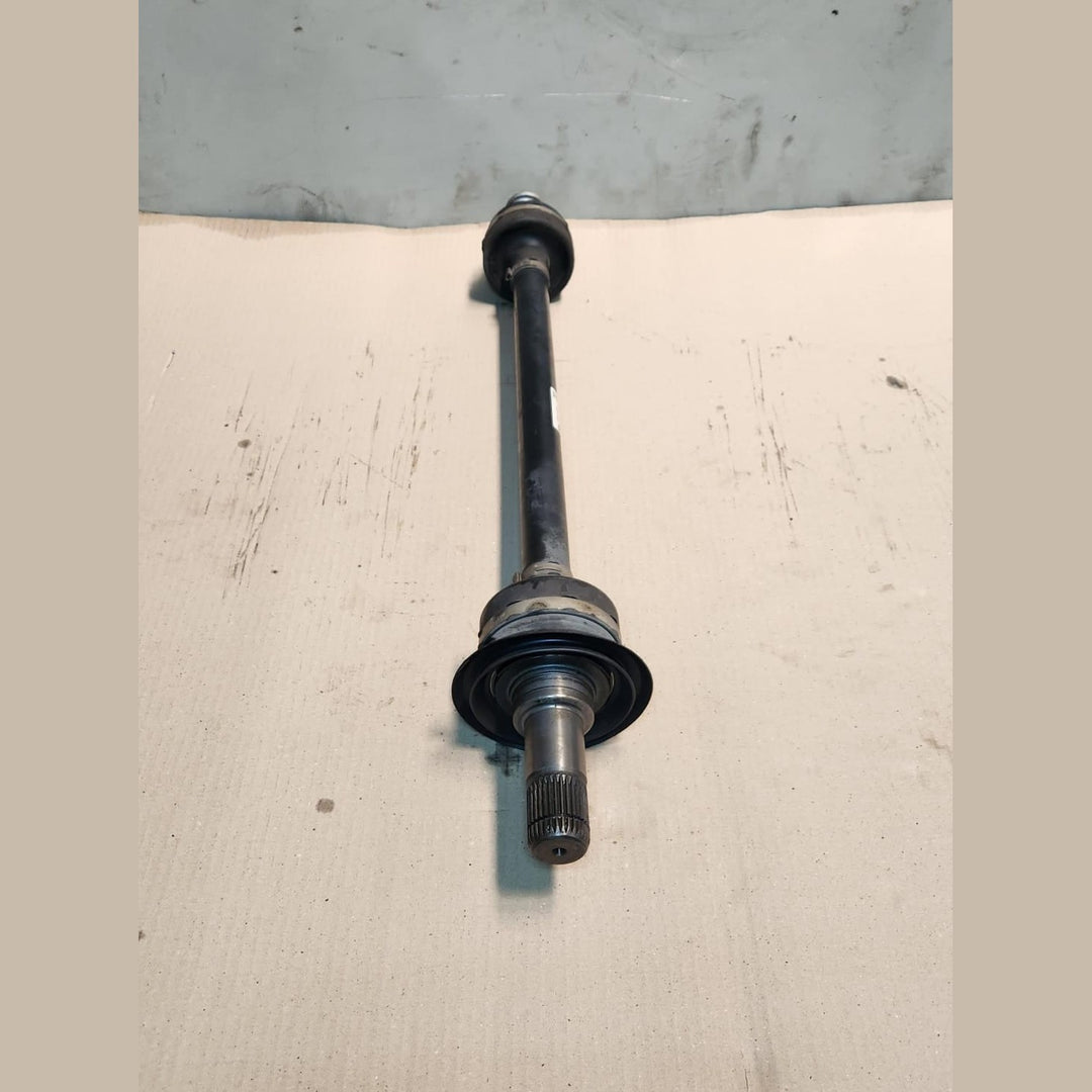2018 BMW 540d xDrive Output Shaft Rear Left 8664629 5 Series G30 G31 