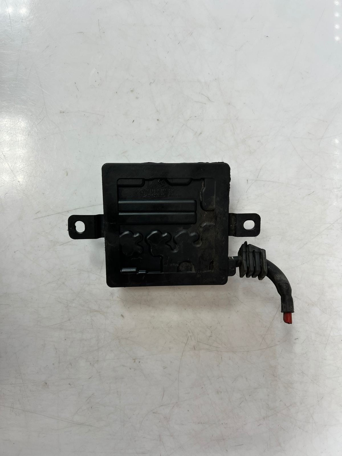 2010-2019 BMW 3' 5' 6' 7' X5 X6 Integrated Supply Module 7591534 OEM