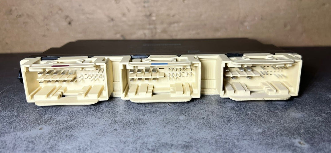 14-18 Mercedes W205 C-Class Front Driver Seat Control Module A205 9005122 OEM