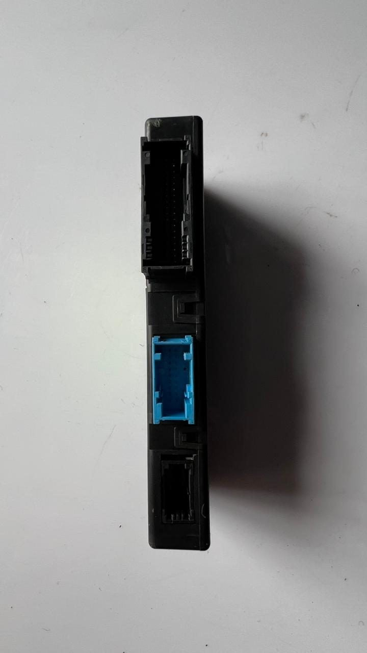 2010-2017 BMW X3 Central Gateway Module 9243213 X3 F25, X4 F26, and 5 Series F11