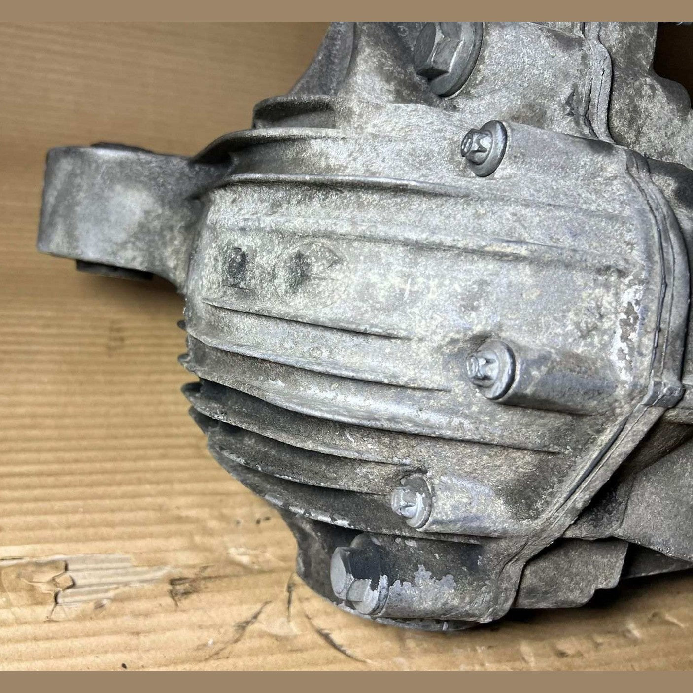 2007-2009 Mercedes-Benz GL320 Front Differential Axle Carrier Assy A1643302202 