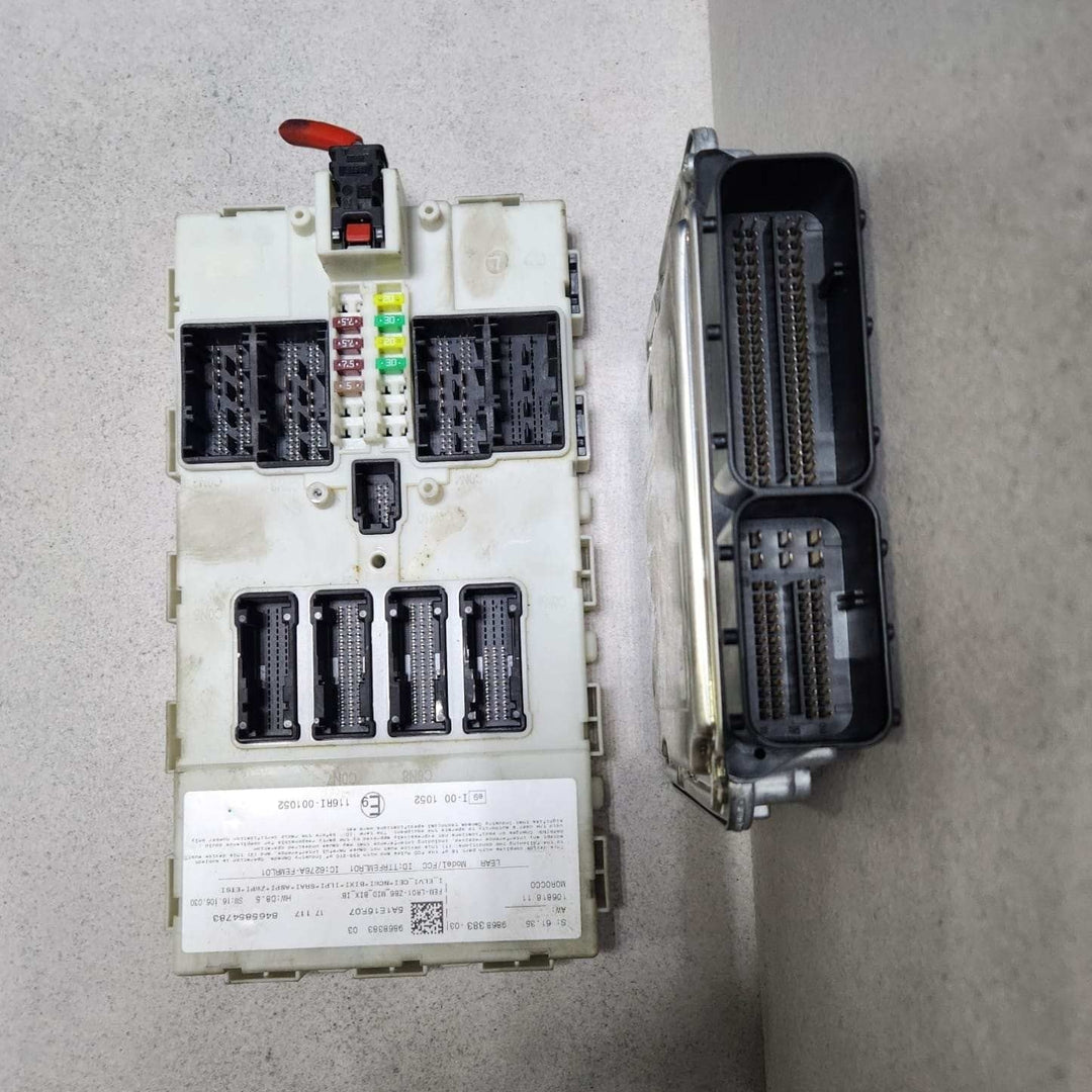 BMW Engine Control Unit DDE 8598759 ECU SET 320D 2017 B47 RHD 