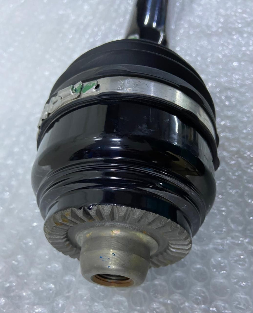 Output shaft right front 7' G70, i7 xDrive60, Sedan, XE2,  Left Side 5A61A37 USA