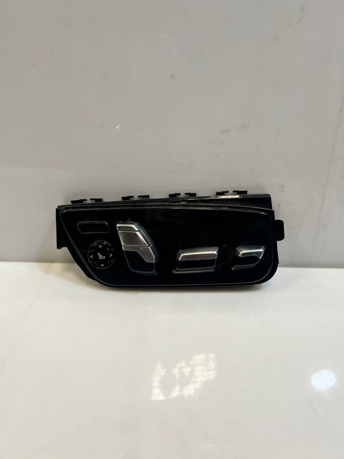 BMW 5 7 Series G30 G31 G11 530i Seat Adjustment Control Switch Panel 6834262