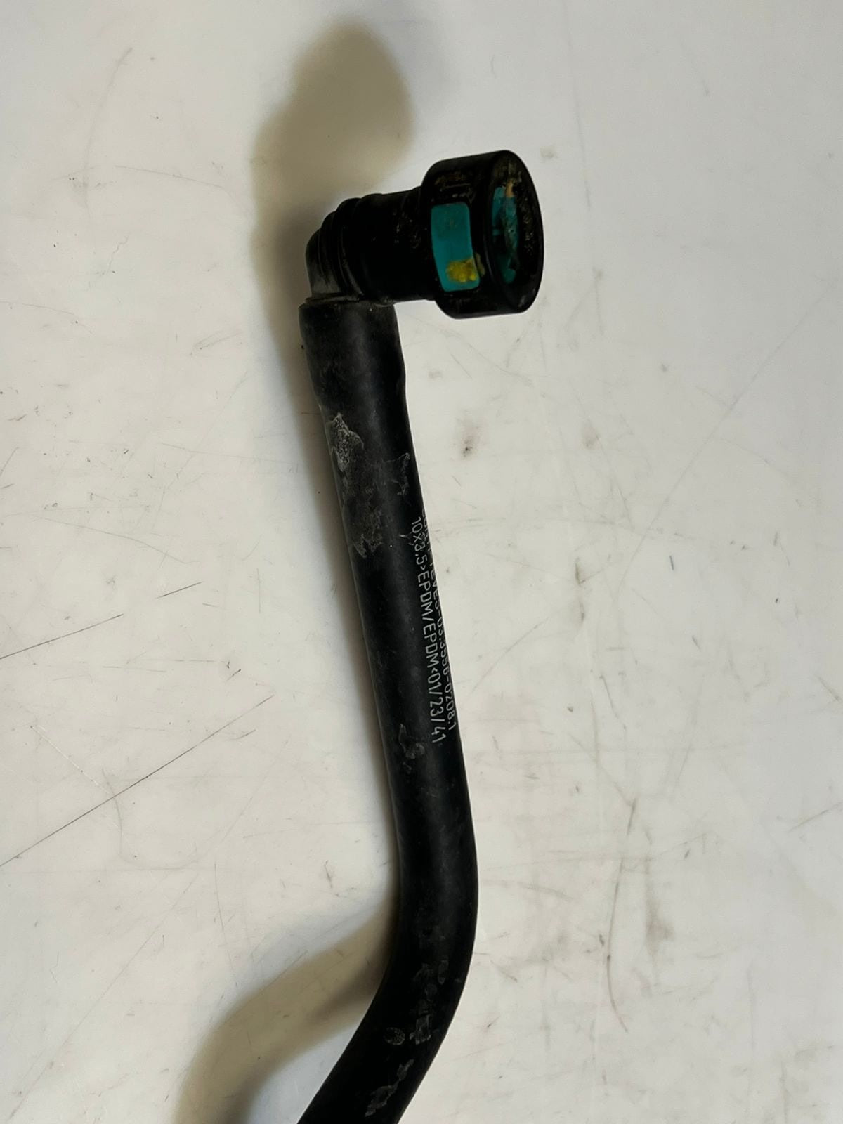 2022-2025 BMW iX 120 40 XDRIVE Brake Fluid Reservoir Expansion Tank 6898196 OEM