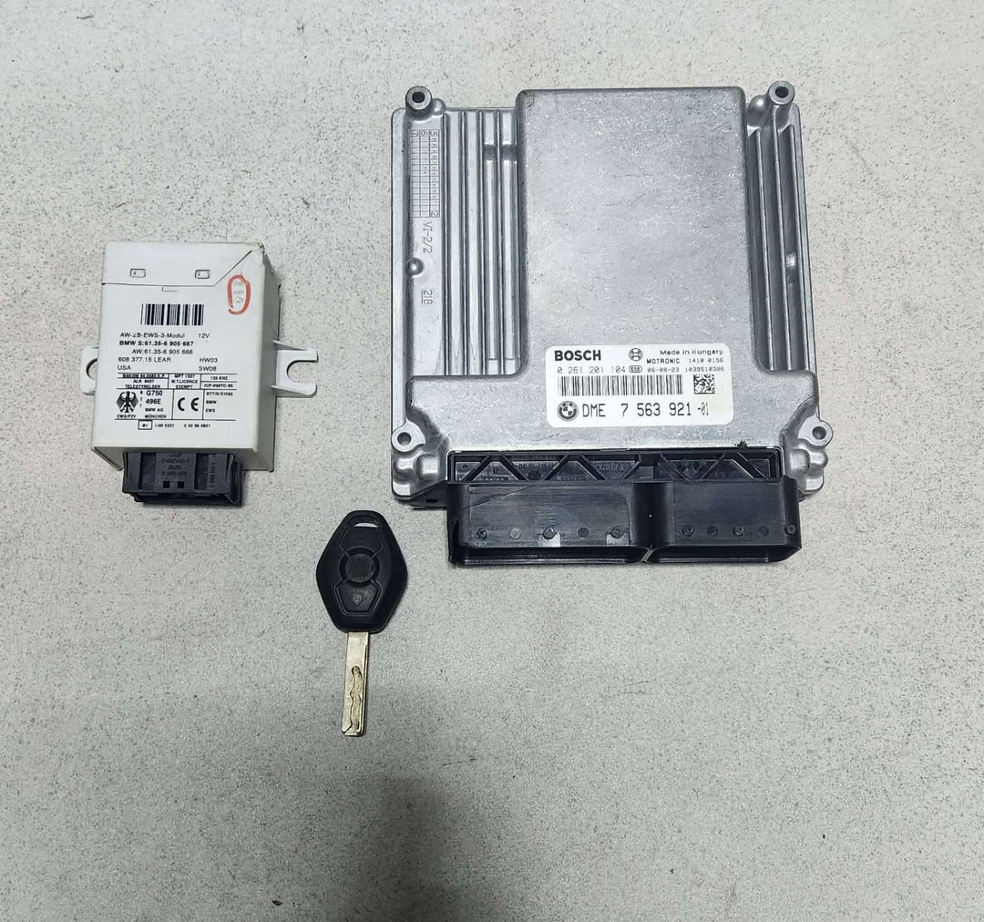BMW N46 E46 Engine Control Unit DME ECU Set 7563921 OEM