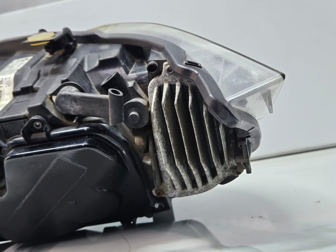 BMW 3 Series E90 E91 LCI Bi-Xenon Headlight Front Right Side ECE 7240250 OEM