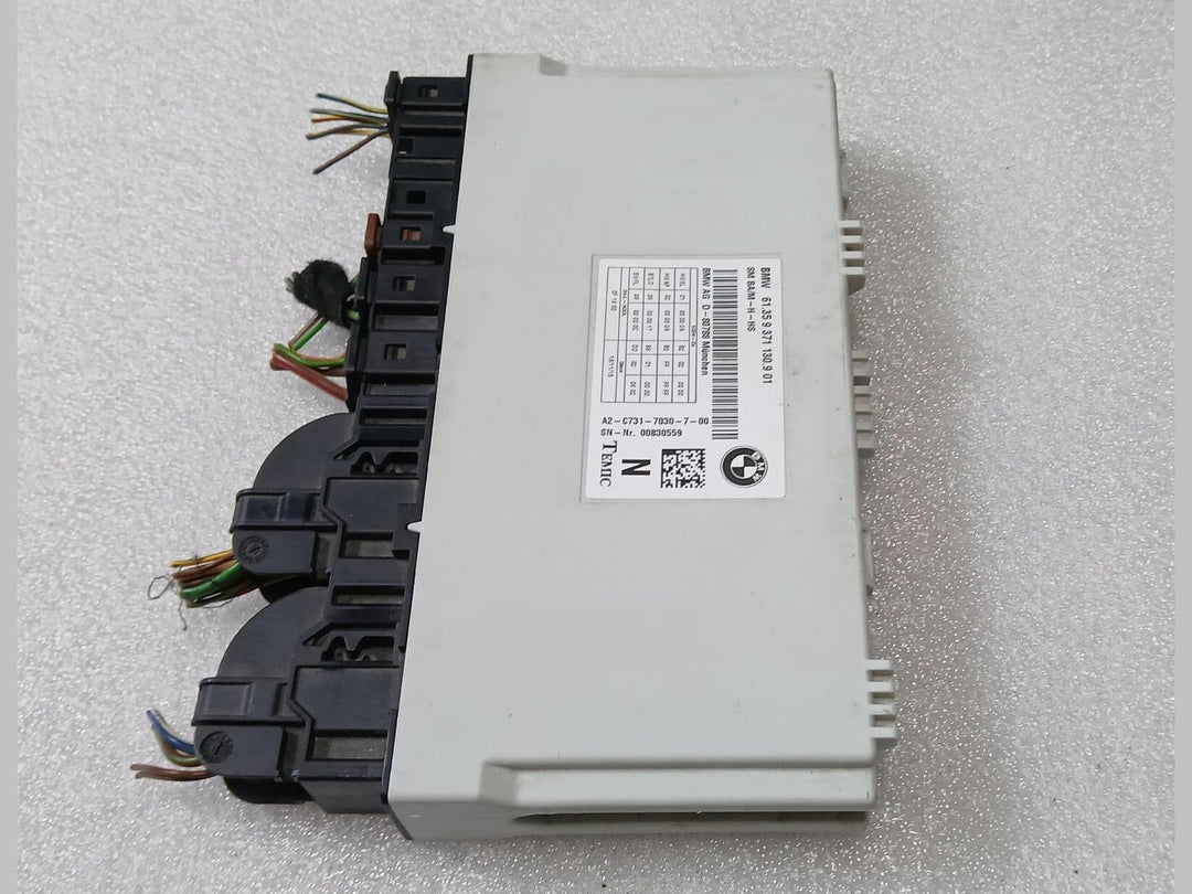 10-19 BMW 2 3 4 5 6 7 X (F22 F30 F32 F15 F16 F85 F86) HEATED SEAT CONTROL MODULE
